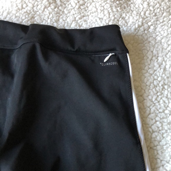 Adidas Climatecool   running crops  pant black with white mesh on  sides Sz S - Picture 5 of 8